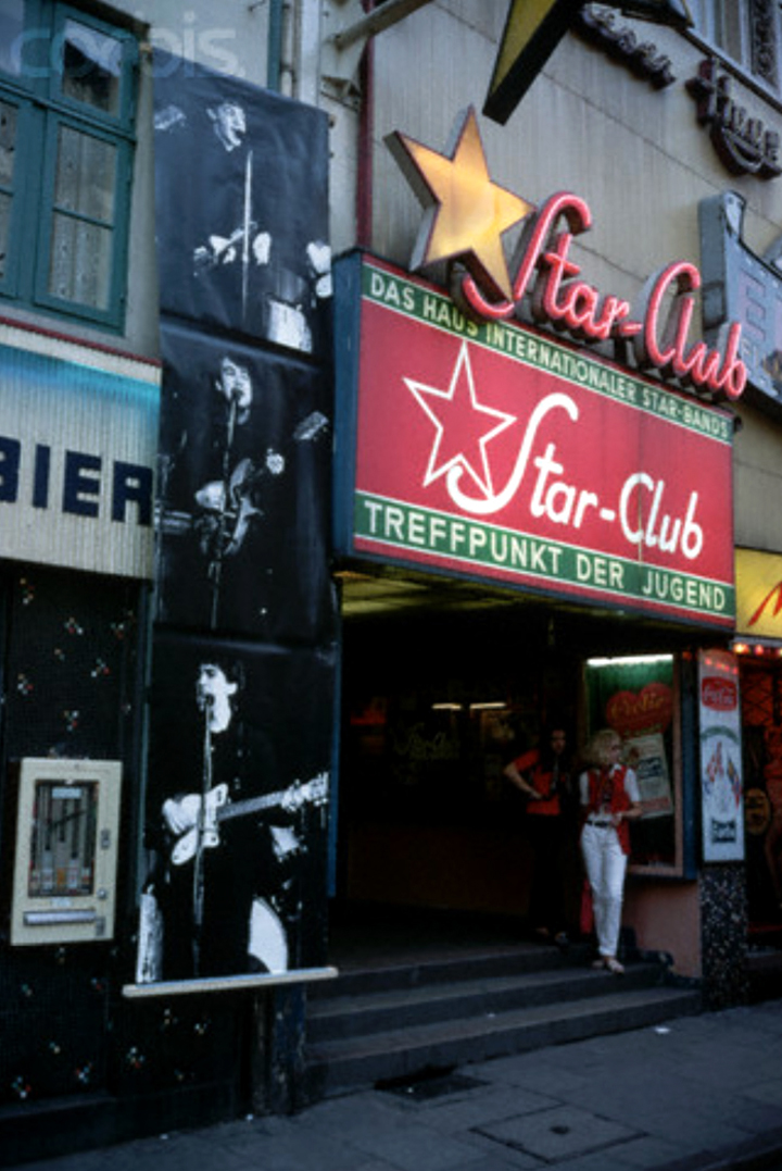 StarClub Exterior_color 2_1968-SM.jpg